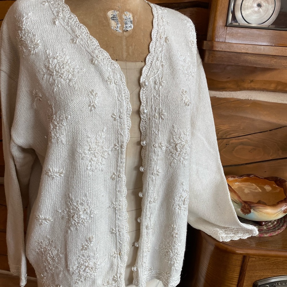 Yarn works beaded and embroidered sweater 2X